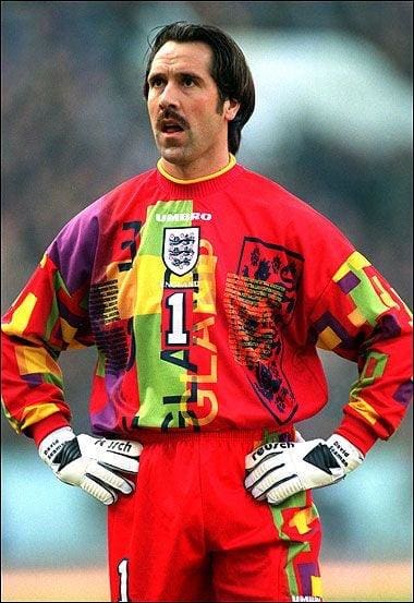 Découvre le maillot gardien de but le plus emblématique d'Angleterre