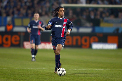 Découvre le maillot du Paris Saint-Germain de la saison 2002-2003