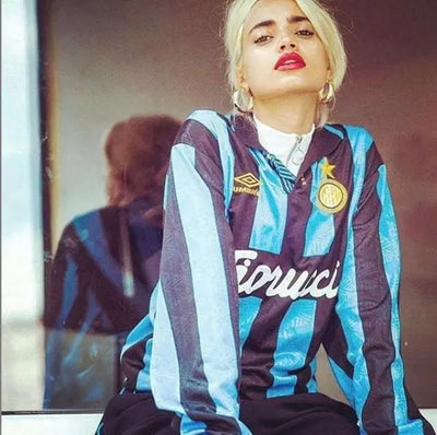 On te partage notre avis sur les tenues de foot et sur la mode