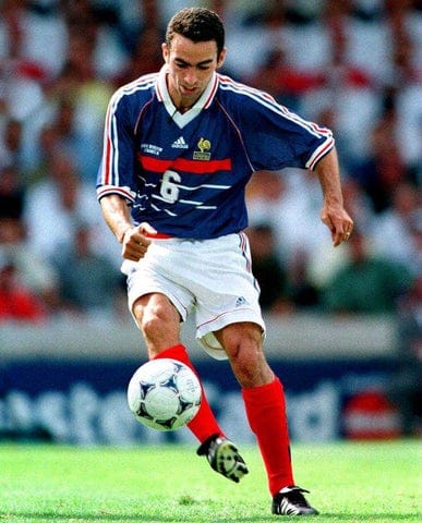 djorkaeff anniversaire mars