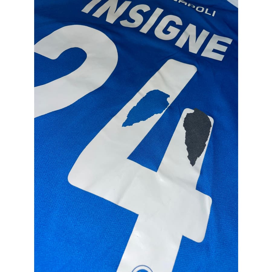 Un nouveau maillot pour Naples en hommage aux quartiers de la ville Un nouveau maillot pour Naples en hommage aux quartiers de la ville
