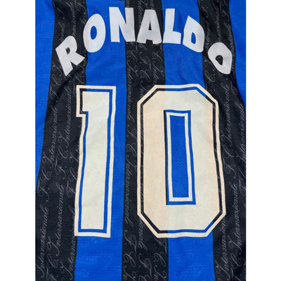 Maillot football vintage Inter Milan #10 Ronaldo saison 1996-1997 - Umbro - Inter Milan