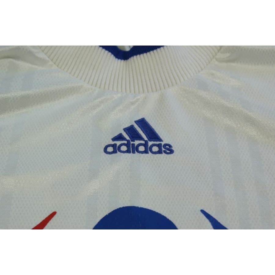 carrefour laval adidas