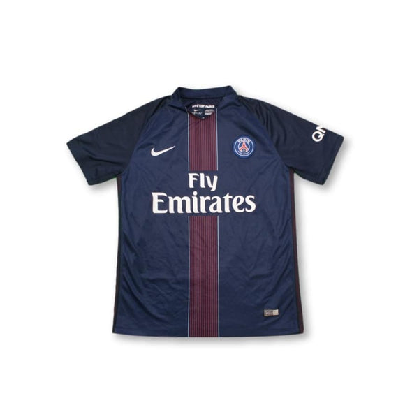 Le troisième maillot du Paris Saint-Germain sera noir pour la saison 2015- 2016 | GQ France