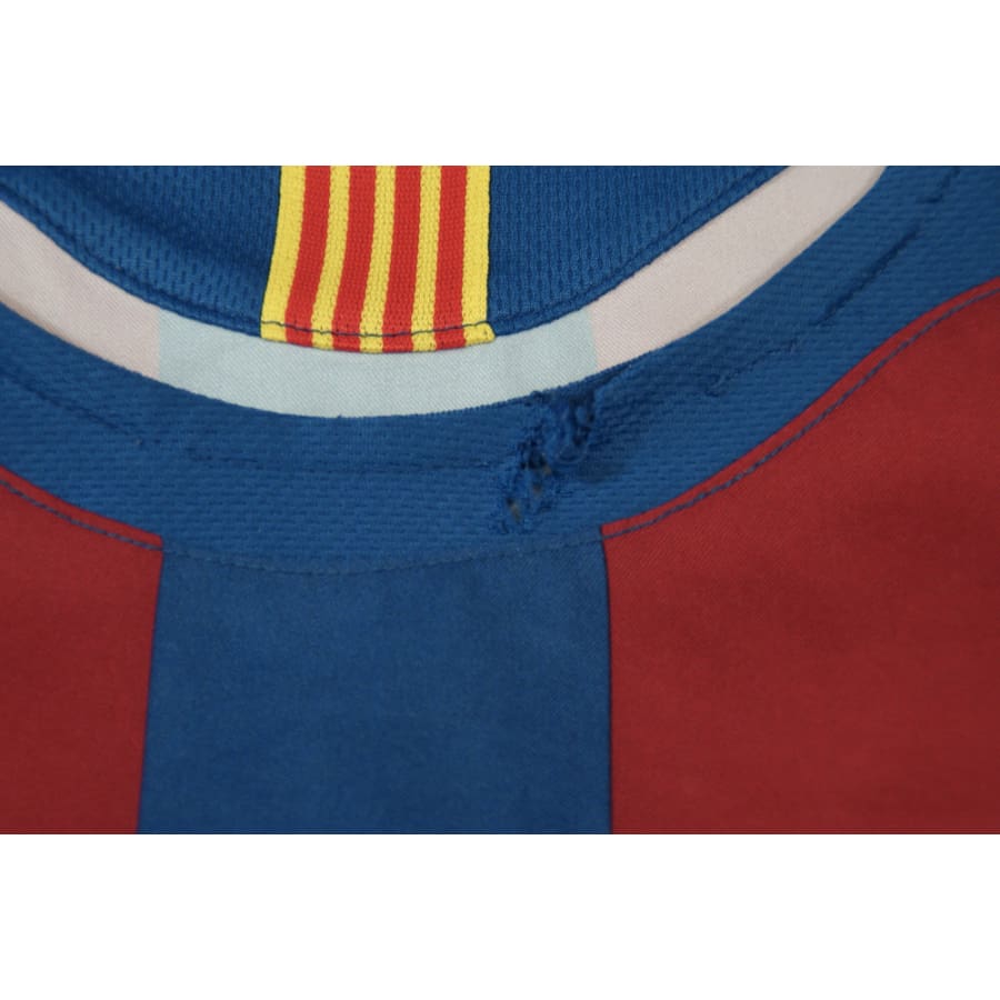 Maillot de foot vintage FC Barcelone #10 Ronaldinho 2005-2006 - Nike - Barcelone