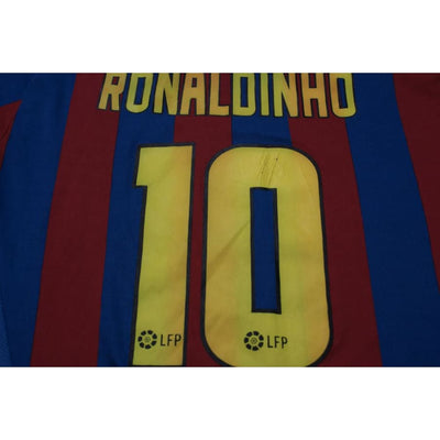 Maillot de football retro domicile FC Barcelone N°10 Ronaldinho 2005-2006 - Nike - Barcelone