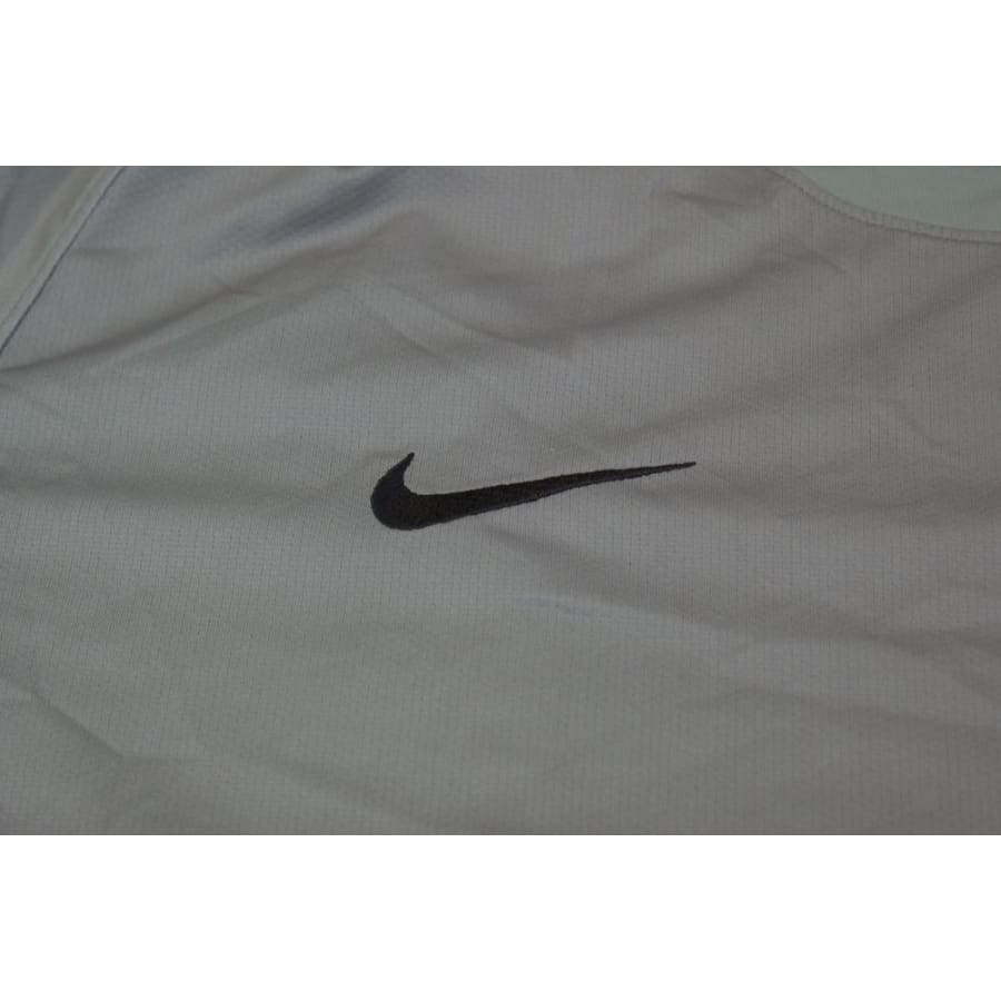 Maillots De Foot Vintage / Rétro - The Football Market - Maillot Paris Saint Germain Retro Exterieur 2003 2004 Nike Maillots De Foot Vintage The Football Market 391 1800x1800 Maillots De Foot Vintage / Rétro - The Football Market - Maillot Paris Saint Germain Retro Exterieur 2003 2004 Nike Maillots De Foot Vintage The Football Market 391 1800x1800